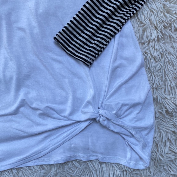 BiBi Twist Front Top 💗 White & Black - Picture 8 of 10